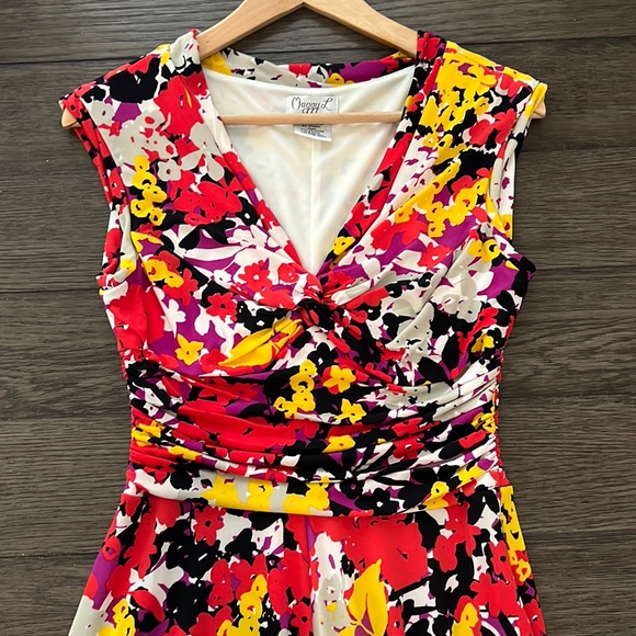 Maggot L woman’s floral cinched waist midi dress - Picture 2 of 16